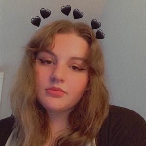 Meet your Posher, Avery